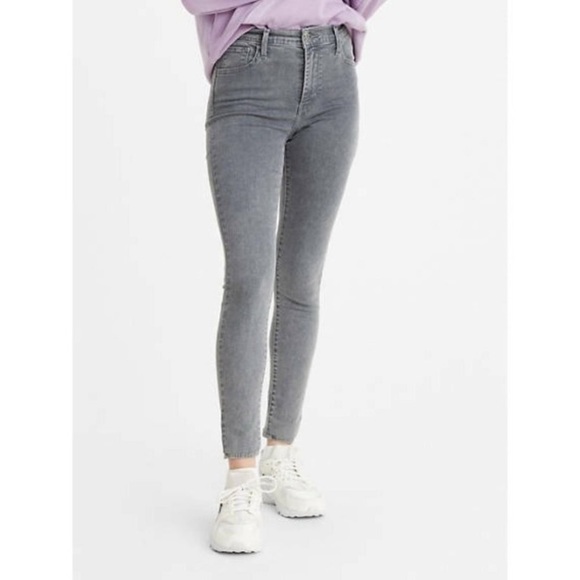 Levi's Denim - Levi’s 720 high rise super skinny jeans size 28 faded grey jeans